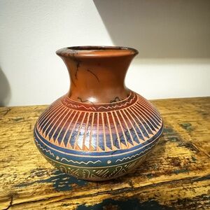 Slipcast Signed Navajo Carved Horsehair Pottery Vase